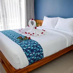 https://rakaayu-kuta.ubudhotelsnow.com